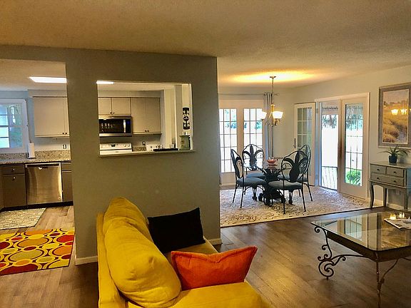3rd image of 70 Shipyard Dr APT 226