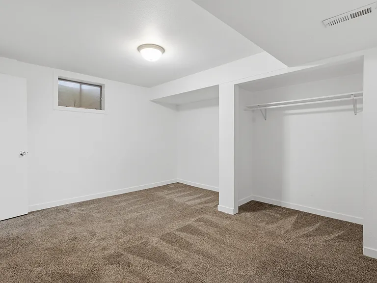 2479 Tulip St #B — Photo 13