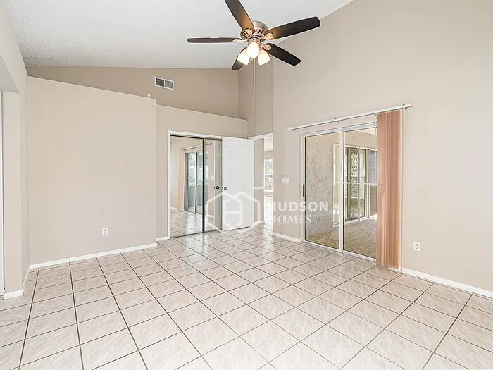 900 Hyacinth Cove Ct — Photo 14