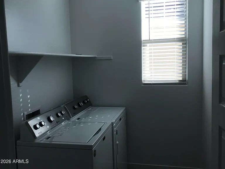 1165 E Thompson Way — Photo 7