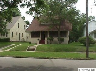 208 S Vermont Ave, Mason City, IA 50401