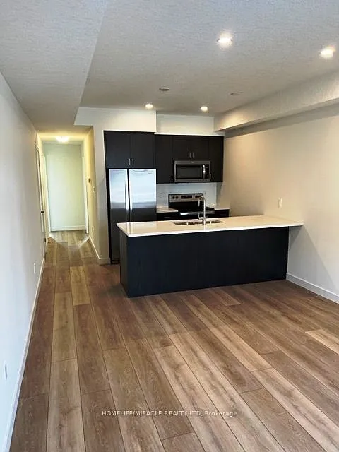 2 bed, $2,200 — Photo 4