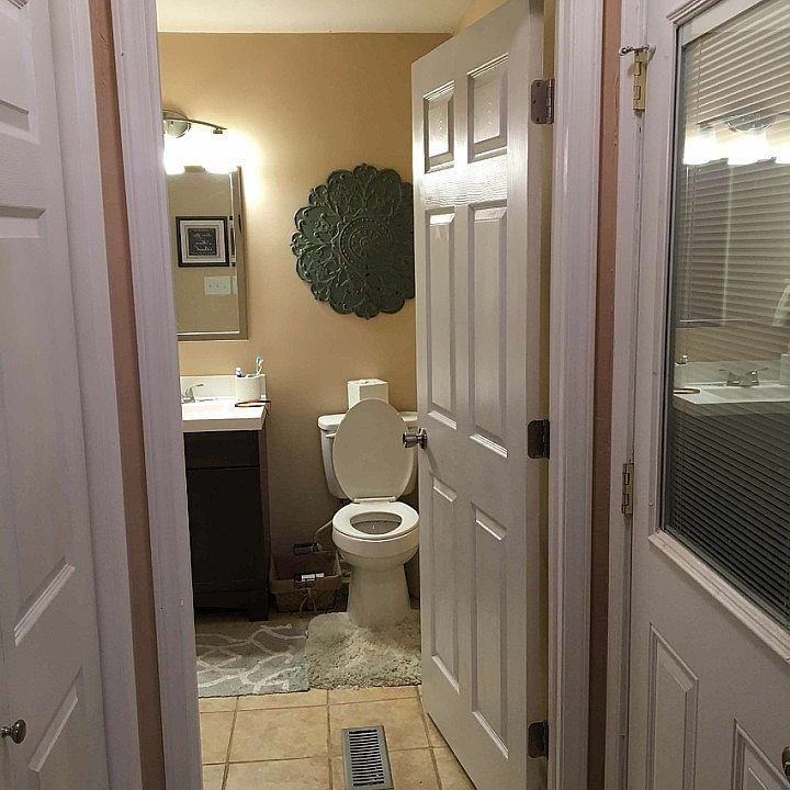 1st image of 5029 Fleetwood Dr