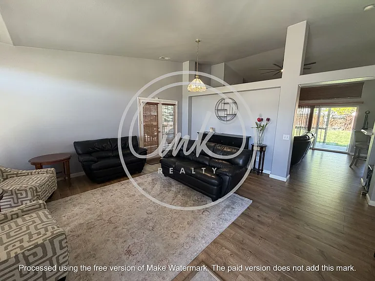 3570 Overlook Ct — Photo 2