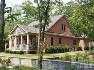 1622 Airlie Forest Dr, Wilmington, NC 28403