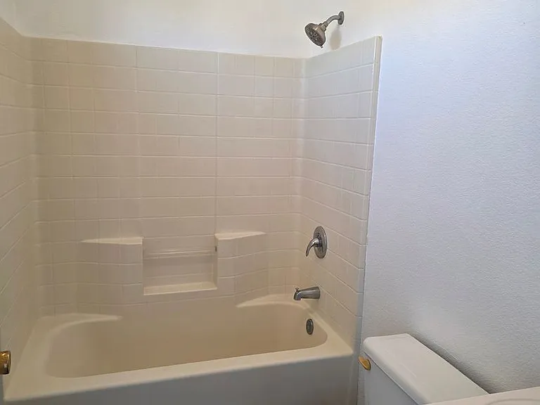 346 Rio Grande Ct — Photo 14