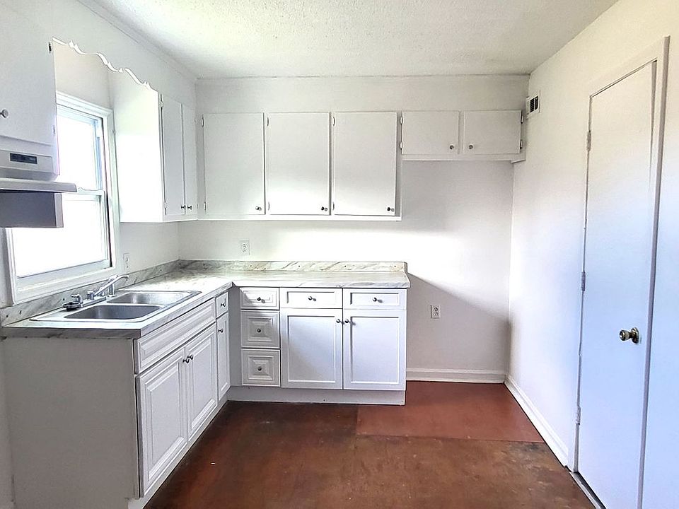 Holly Hill Apts Apartment Rentals Lancaster, SC Zillow