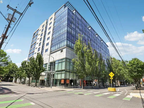 1410 NW Kearney St APT 717, Portland, OR 97209