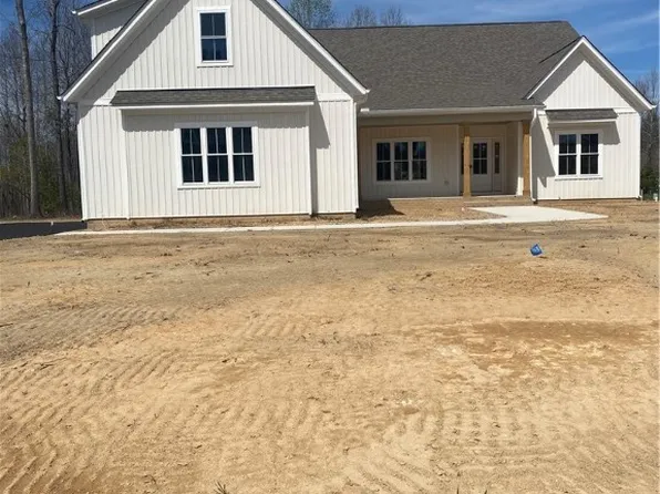 13000 Lake Margaret Dr, Chesterfield, VA 23838