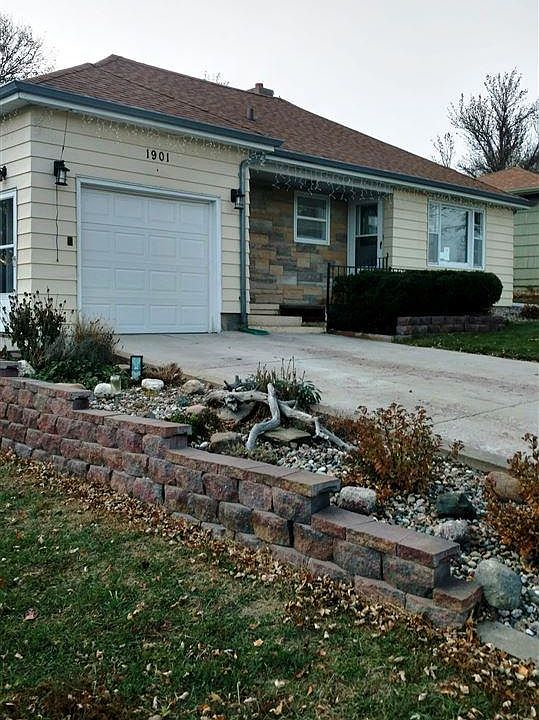 1901 S Lyndale Ave, Sioux Falls, SD 57105 Zillow