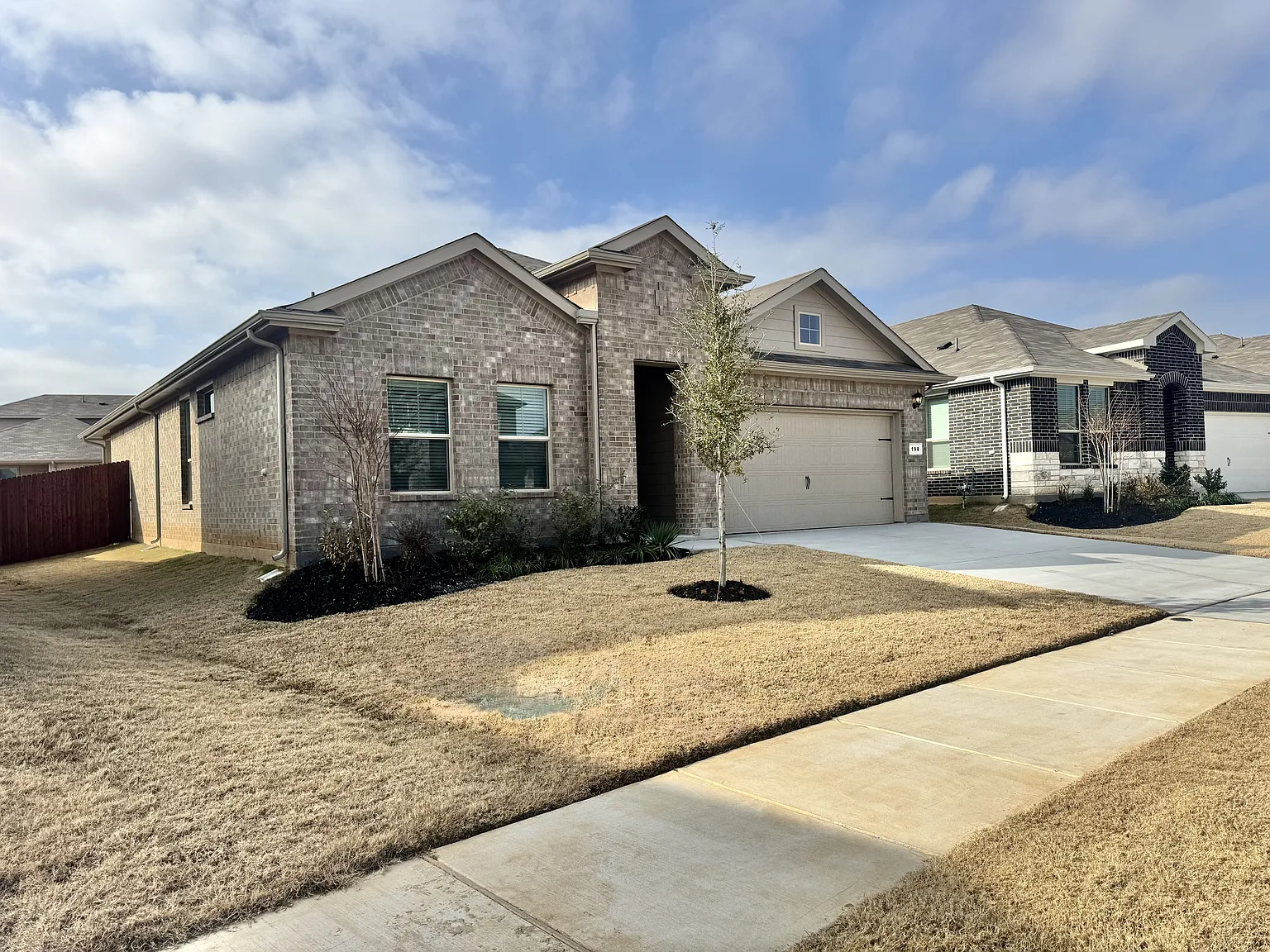 145 Daffodil Lane — Photo 3