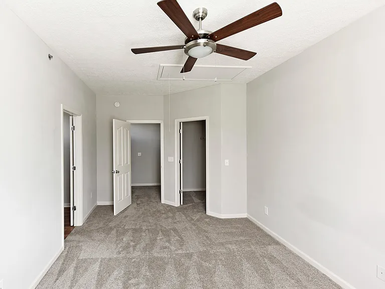 Bedroom with carpet