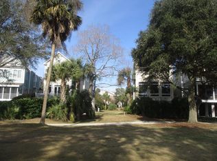 Commons Ct, Isle of palms, SC 29451