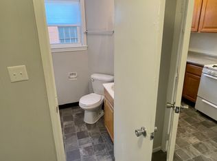 1144 River St #1F, Hyde Park, MA 02136