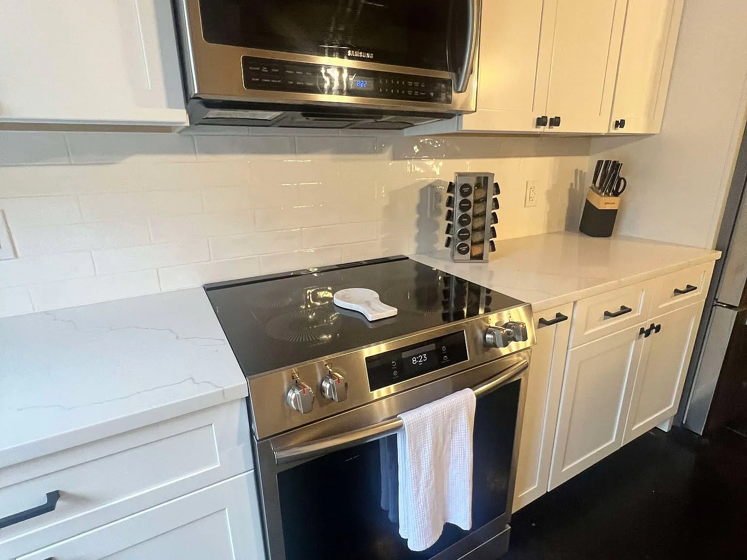 2 bed, 2.5 bath, 1440 sqft, $4,600 — Photo 4