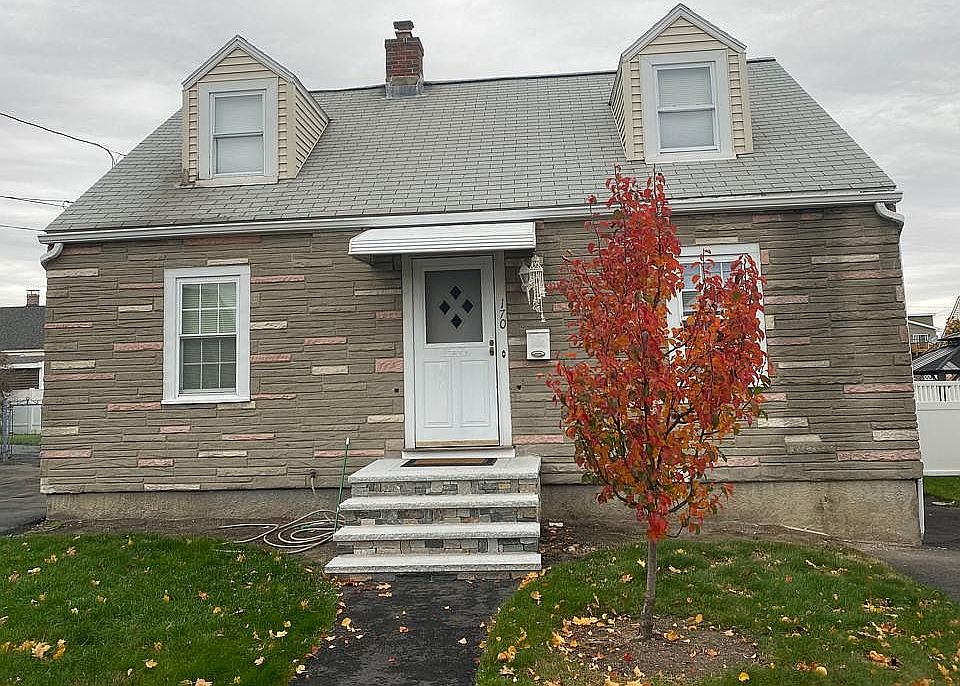 2nd image of 170 Gore Rd