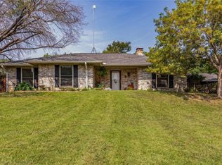 611 Canyon Trail Rd, Hudson Oaks, TX 76087