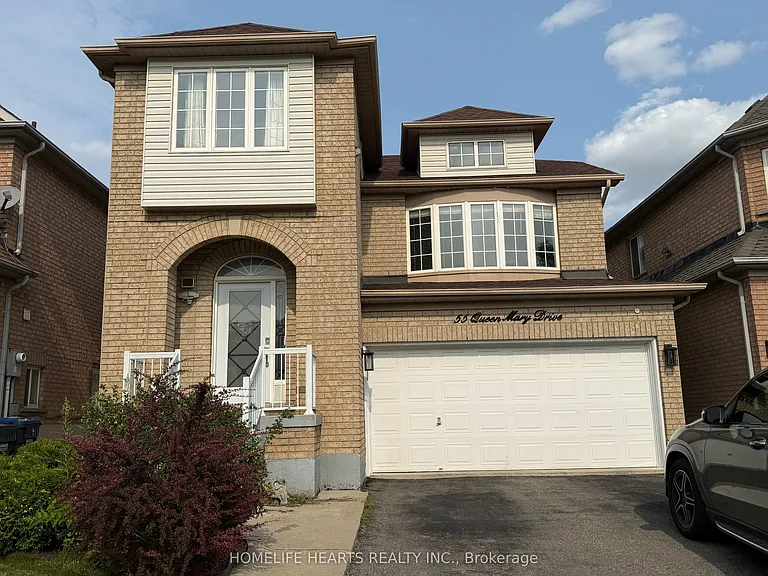 55 Queen Mary Dr — Photo 2