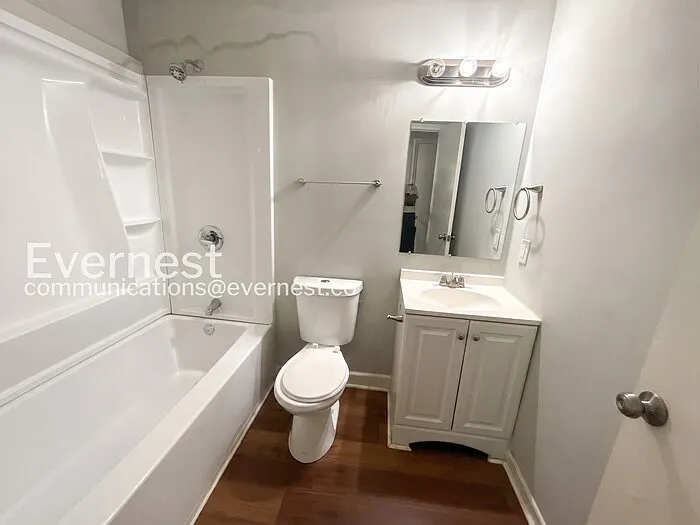910 Canton Pl — Photo 14