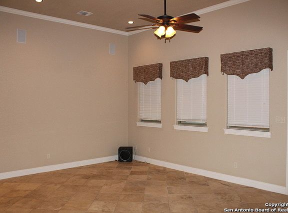 5th image of 28866 Country Dr