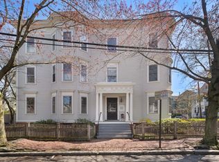 24 Ellsworth Ave #1, Cambridge, MA 02139