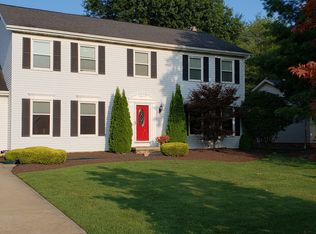 6957 Kingswood Dr, Solon, OH 44139