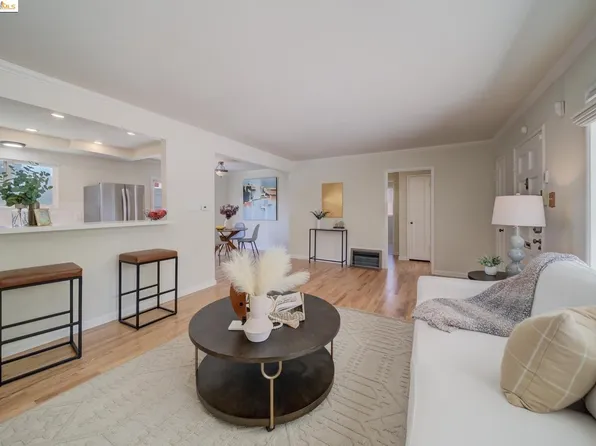 2001 Manchester Rd, San Leandro, CA 94578