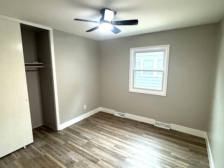 6612 Illinois Ave — Photo 9