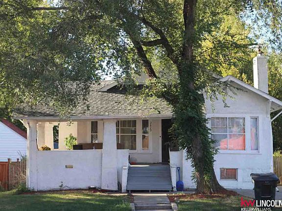 2nd image of 2829 South St