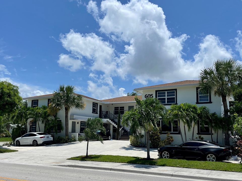 1st image of 605 N Federal Hwy #11265196
