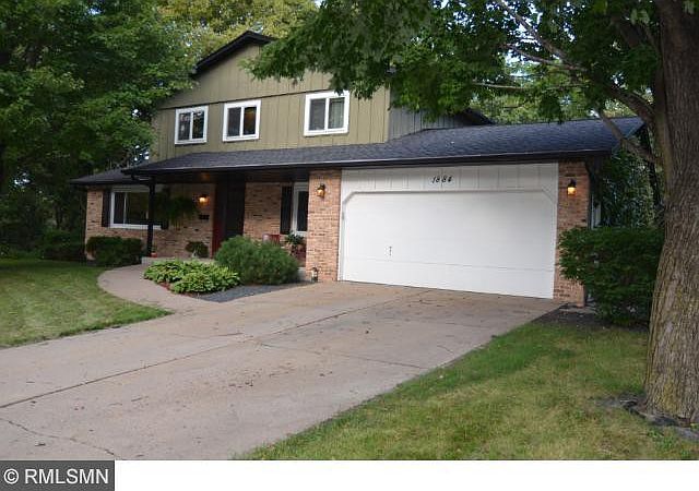1st image of 1884 Woodland Dr
