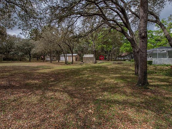 4th image of 1210 E ORIOLE COURT