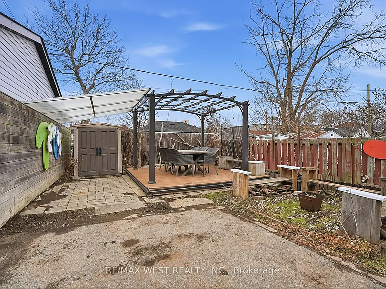 6 Marshall Blvd #BASEMENT — Photo 19