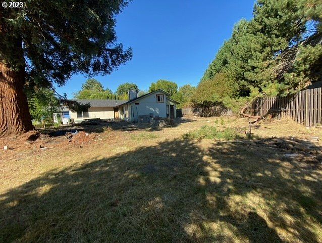 2415 NE Grant St, Hillsboro, OR 97124 | Zillow