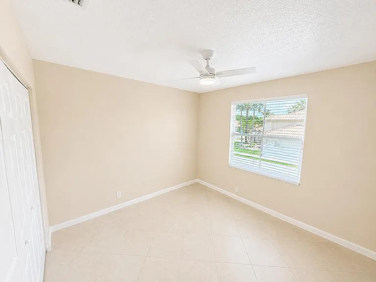 740 SW 191st Ave — Photo 24