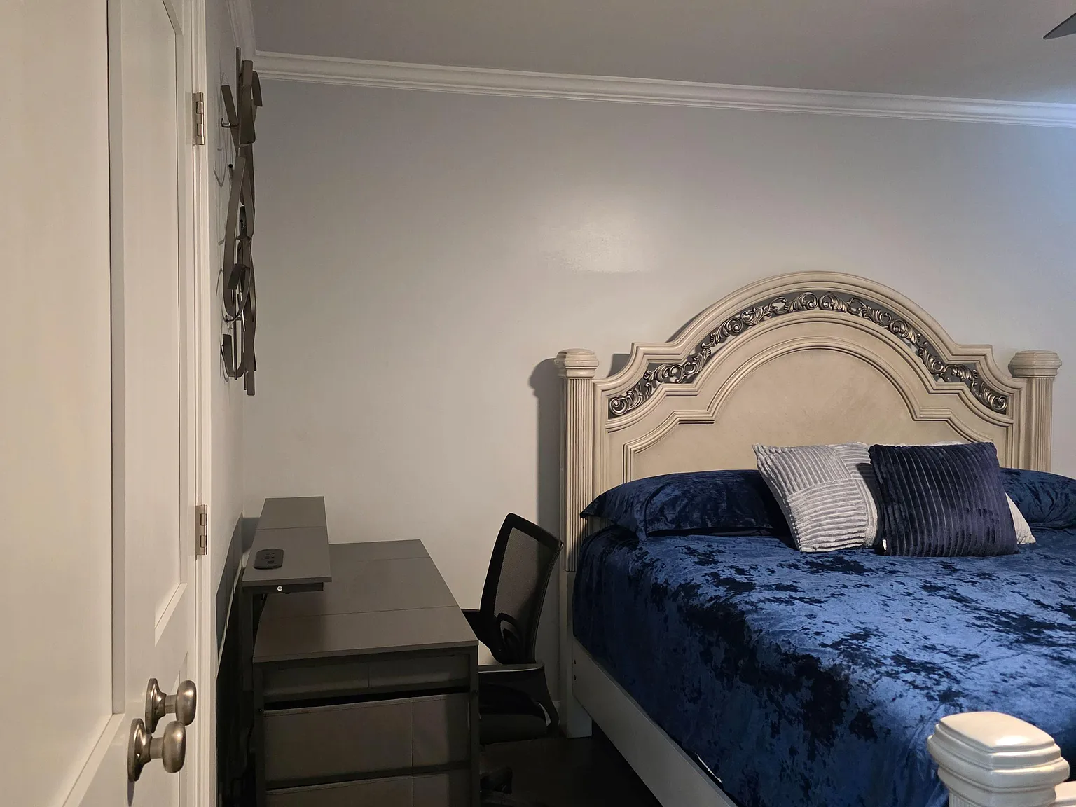 4 bed, 4.0 bath, 2300 sqft, $1,364 — Photo 4