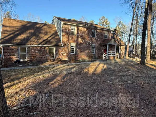 15900 Beach Rd, Chesterfield, VA 23838