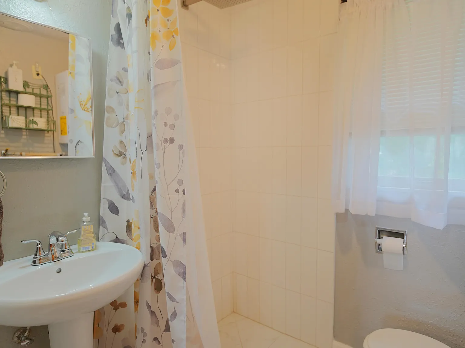 1 bed, 1.0 bath, 500 sqft, $1,000 — Photo 4