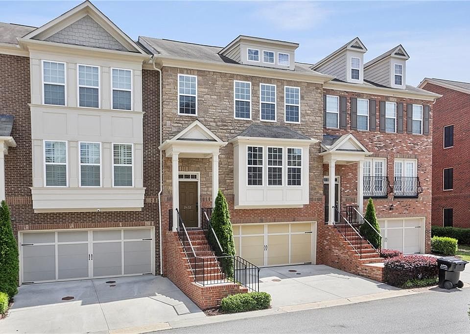 1st image of 2432 Hadlow Ln