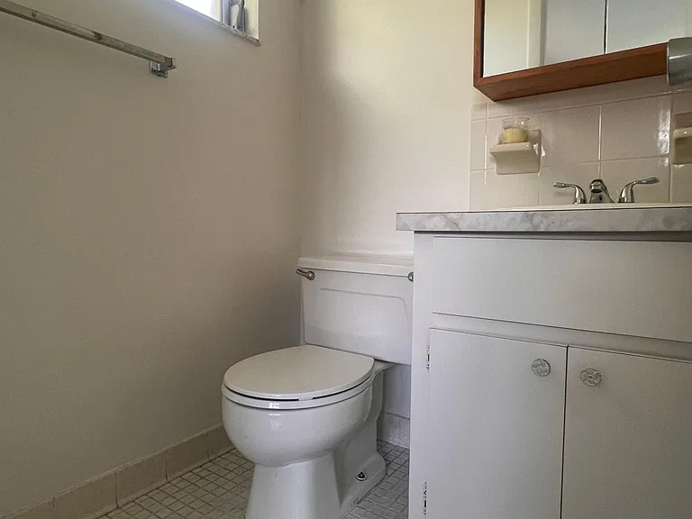 Master Room Bathroom