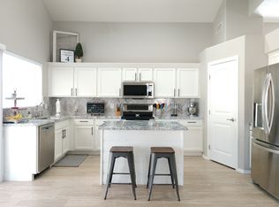 2817 S Abbey Cir, Mesa, AZ 85212