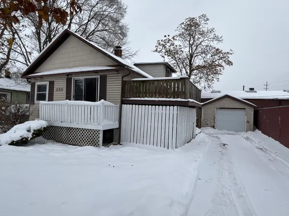 255 N Grant St, Westmont, IL 60559