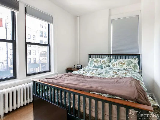 Rented by City Connections Realty | media 20