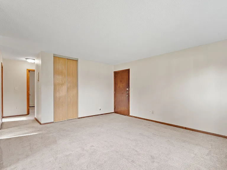 2180-3 living room