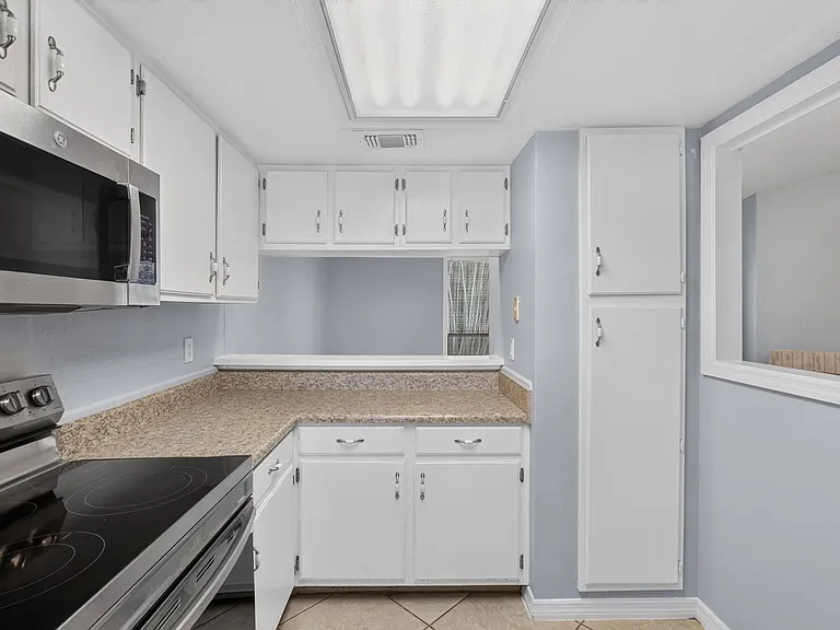 659 Montego Bay Ct — Photo 7