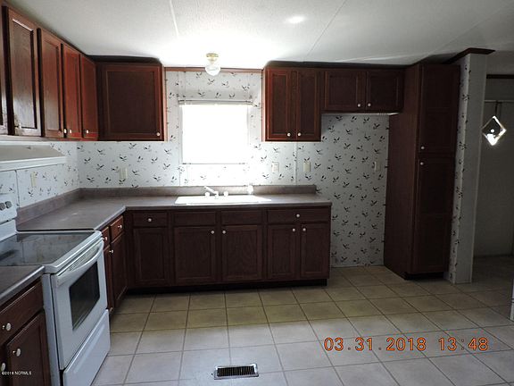 4th image of 893 Conley Drive