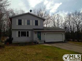 1 Stonegate Dr, Marquette, MI 49855