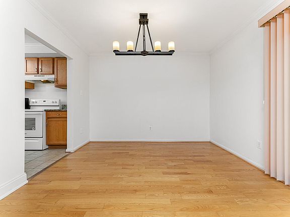 3rd image of 5420 Crows Nest Ct