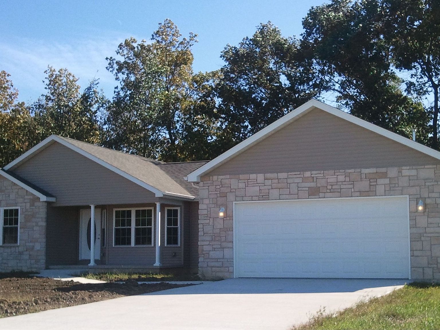 606 Ross Ave, Kouts, IN 46347 Zillow