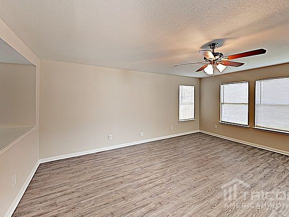 4th image of 335 Mantova Dr